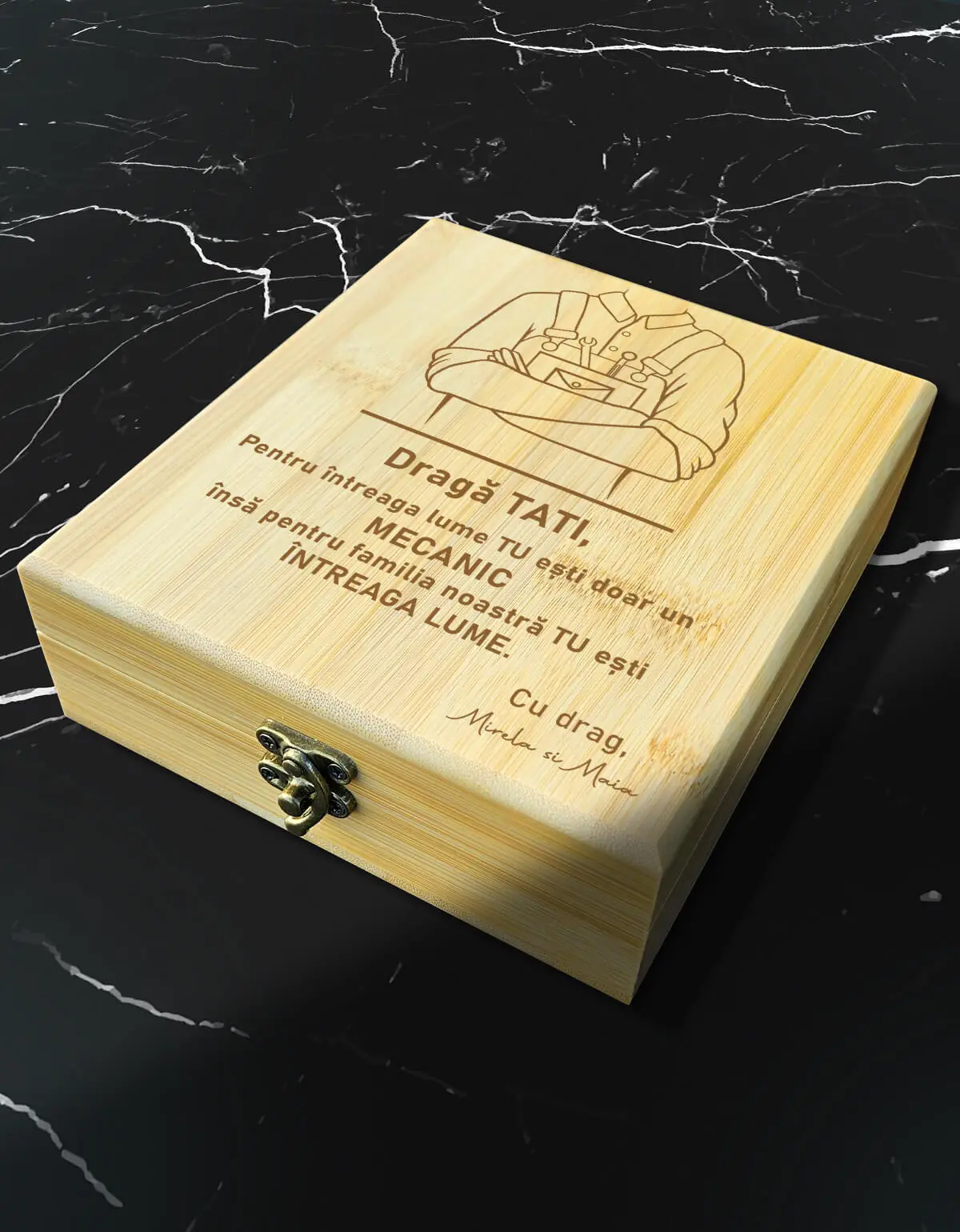 Cadou pentru Tata Mecanic | Set Personalizat cu Accesorii Vin Cadou pentru Tata Mecanic | Set Personalizat cu Accesorii Vin