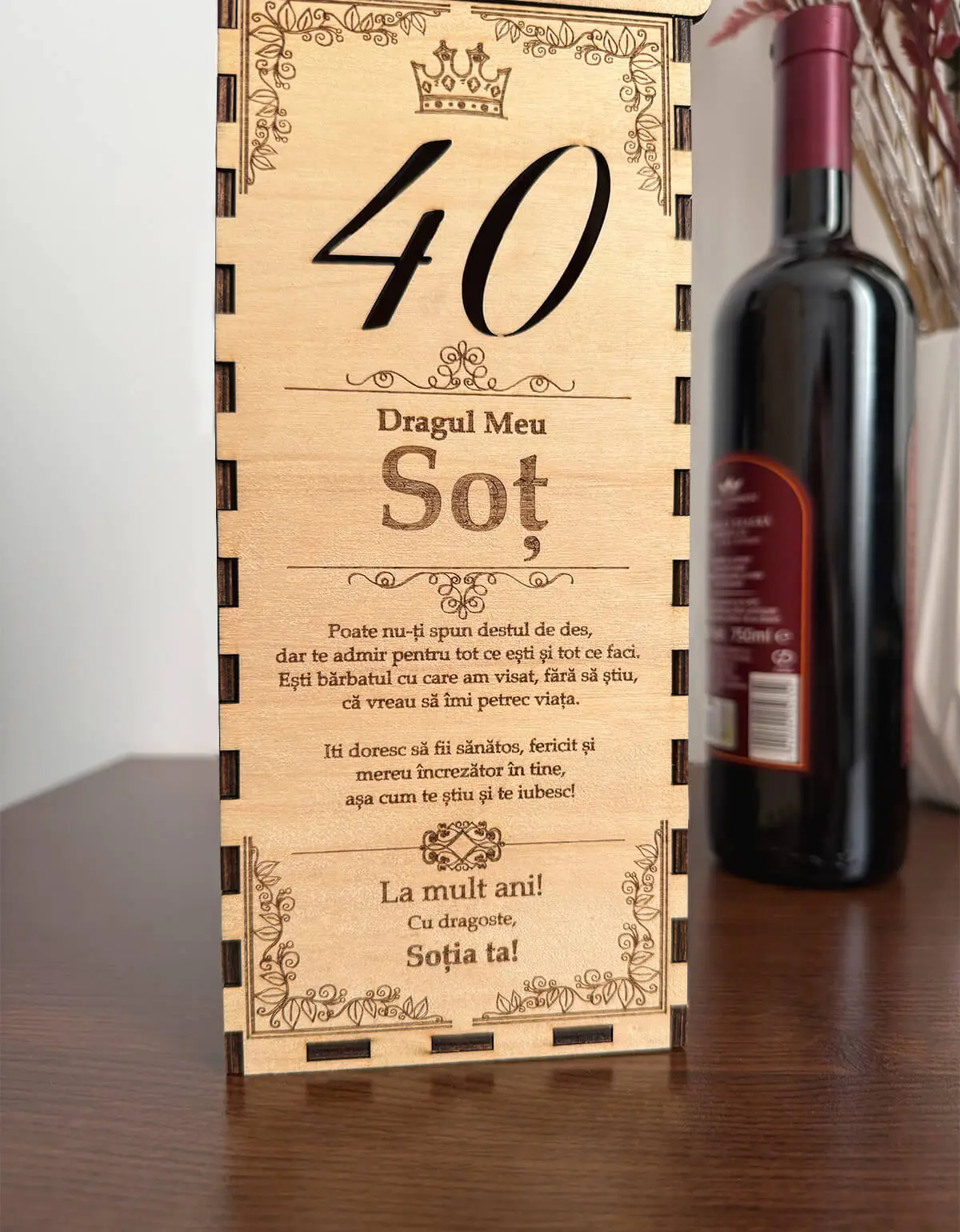 Cadou pentru Sot Zi de Nastere, Cutie Sticla de Vin Personalizata