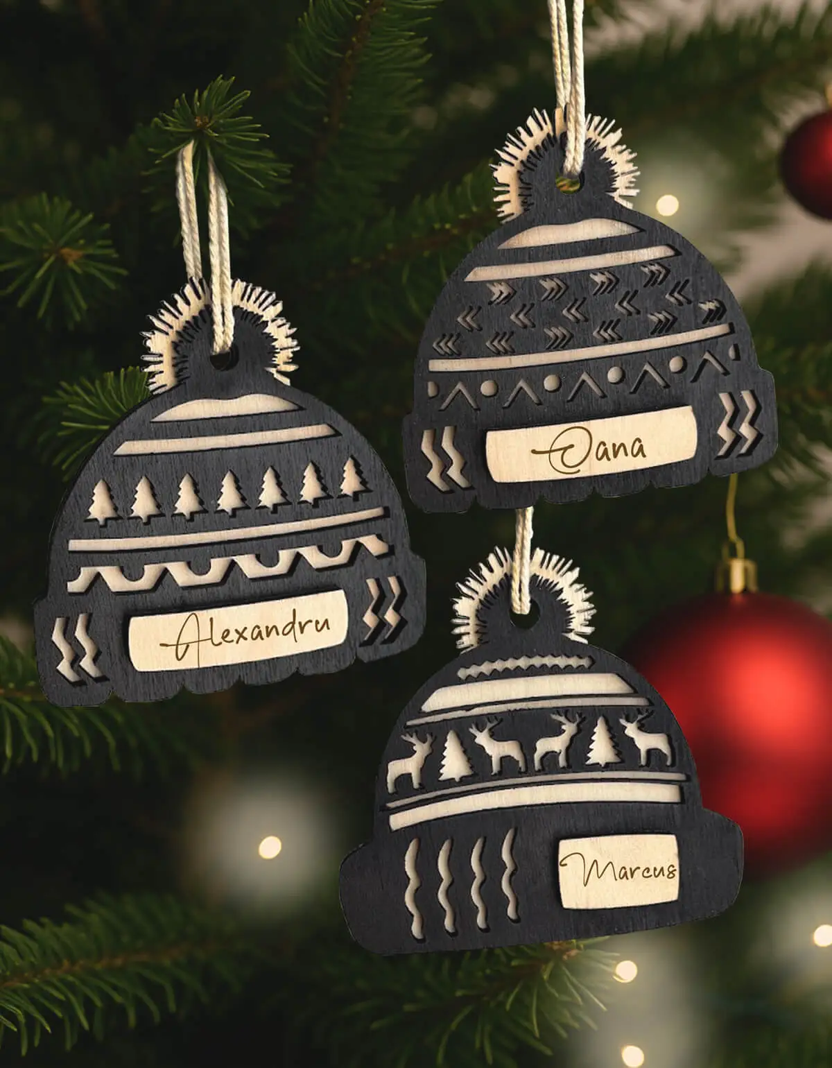 Set Globulete Personalizate cu Nume – Primul Craciun