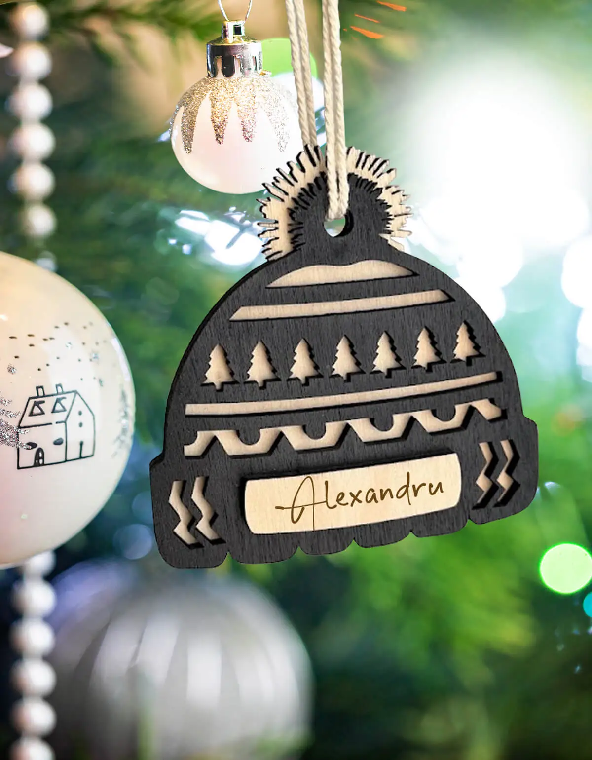 Set Globulete Personalizate cu Nume – Primul Craciun